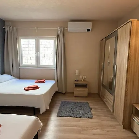 Flat In St Julians Sea View 아파트 *