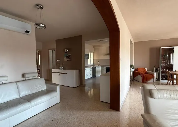 Flat In St Julians Sea View